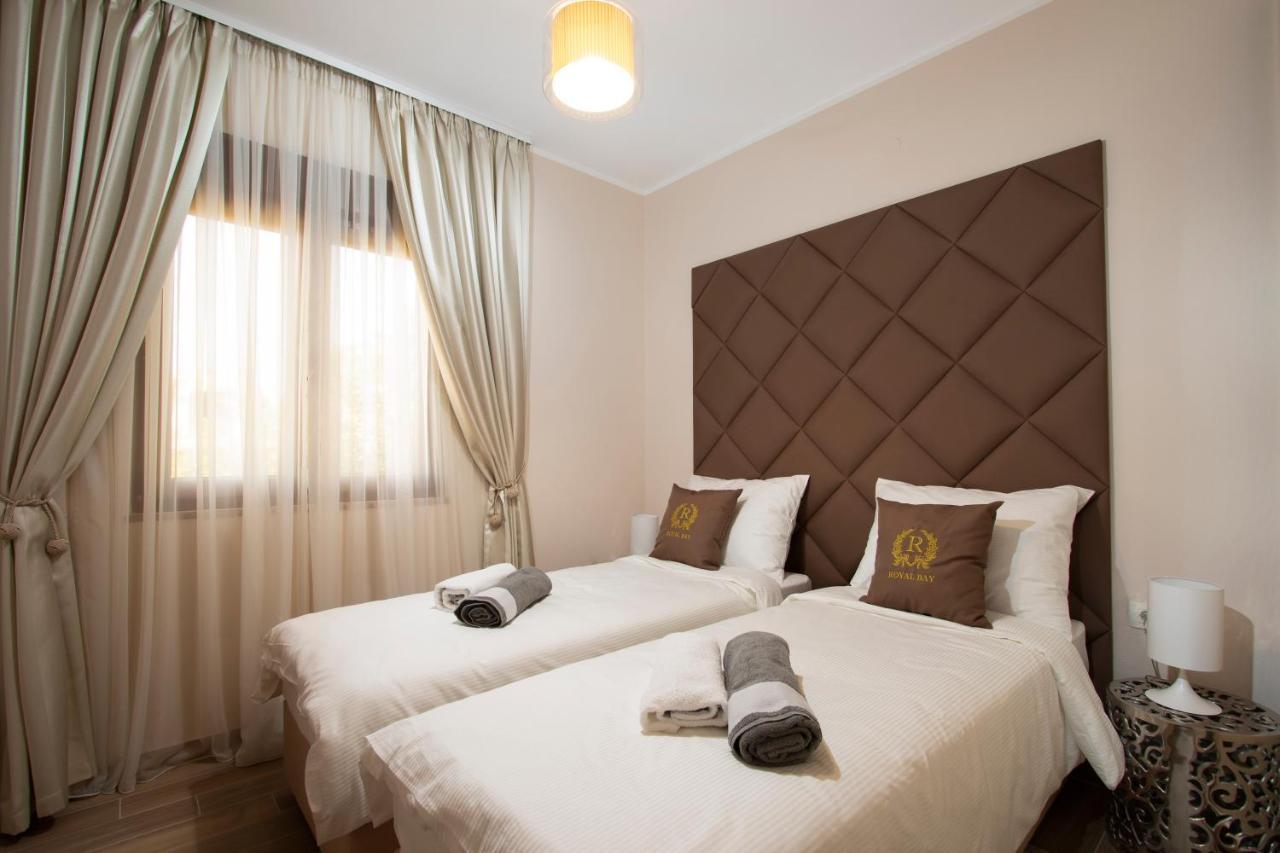 Royal Bay Apartment Dobra Voda Exterior photo